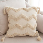 Quadratischer Boho-Dekokissenbezug mit 3D-Diamant-Tufting und Eckquasten