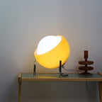 Bauhaus-Tischleuchte aus Glas im Retro-Stil