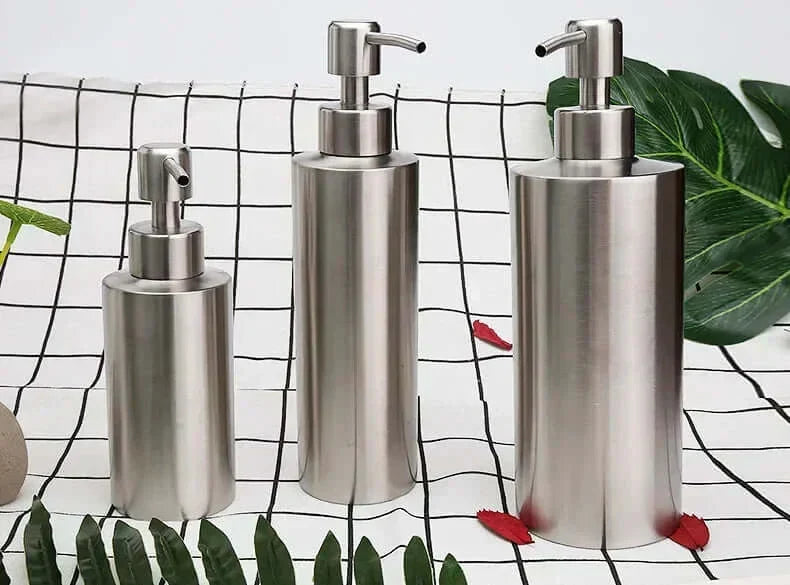 Eleganter Seifenspender mit Handpumpe aus Edelstahl