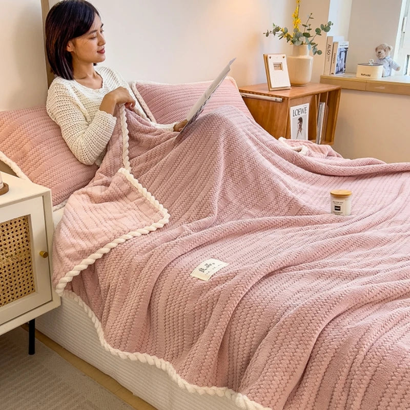 WarmHug Throw Blanket