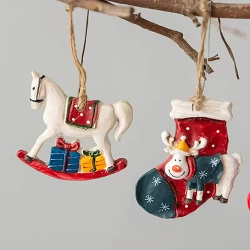 Klassische Weihnachtsdekoration – Hängende Weihnachtsstrümpfe mit Elch-Design