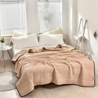 Lightweight Solid Color All-Season Quilt