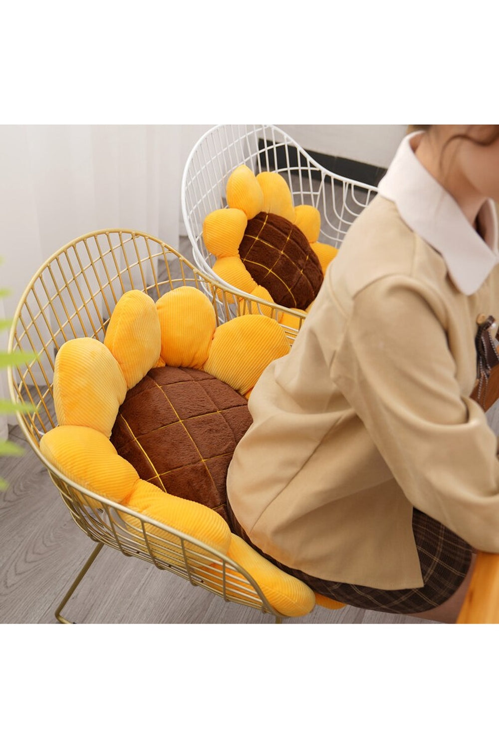 Sunflower Plush Nap Pillow