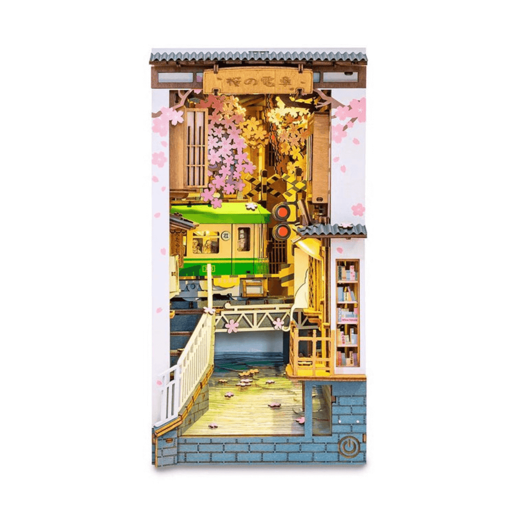 Sakura Densya Diorama Bookend