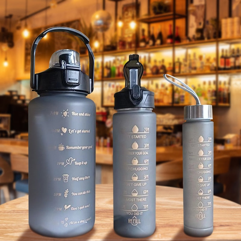 Wasserflasche mit Zeitmarkierung