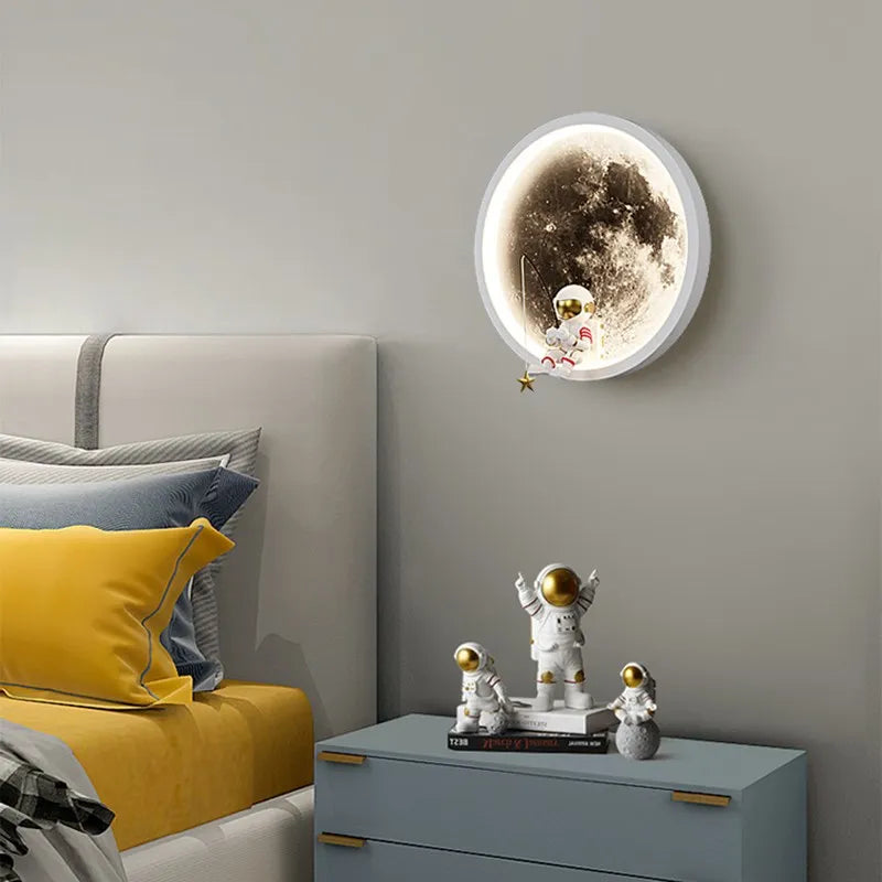 Astronaut auf dem Mond Wandleuchte