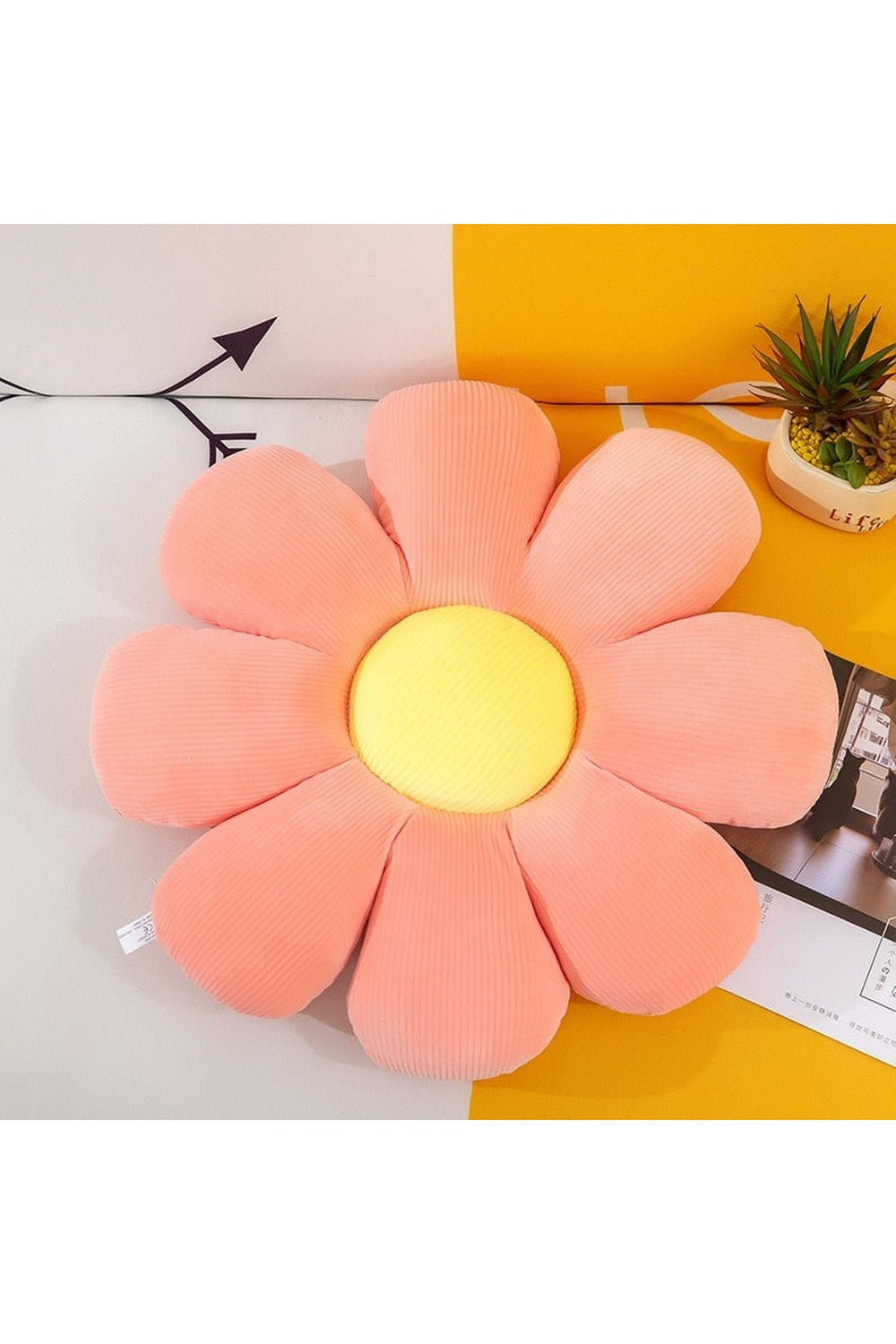 Daisy Cushion
