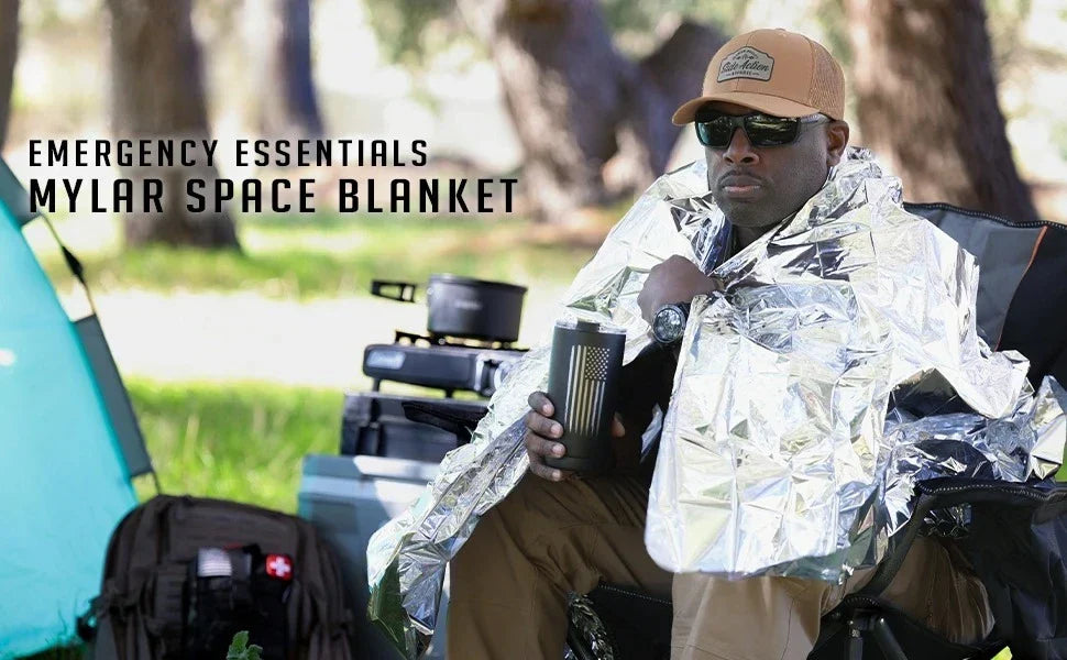 Insulating Emergency Blanket Set
