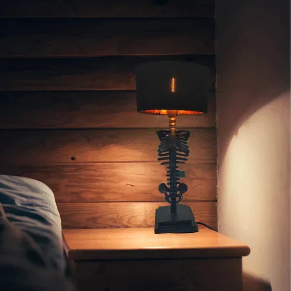 BoneLight - Geheimnisvolle Skelett-Tischlampe