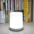 Dimmbare LED-Tischleuchte GlowEase mit USB-Anschluss
