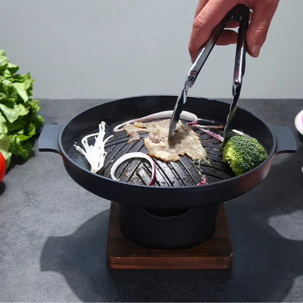 GrillMaster Pro - Stilvoller tragbarer Grill für den Außenbereich
