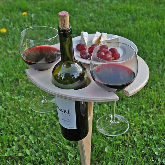Outdoor-Weintisch für Picknicks