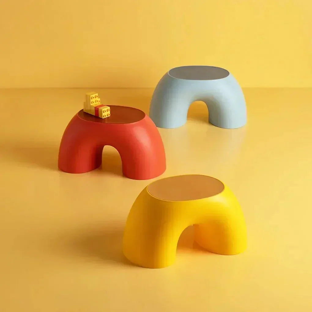 Kinder-Regenbogenhocker aus Kunststoff