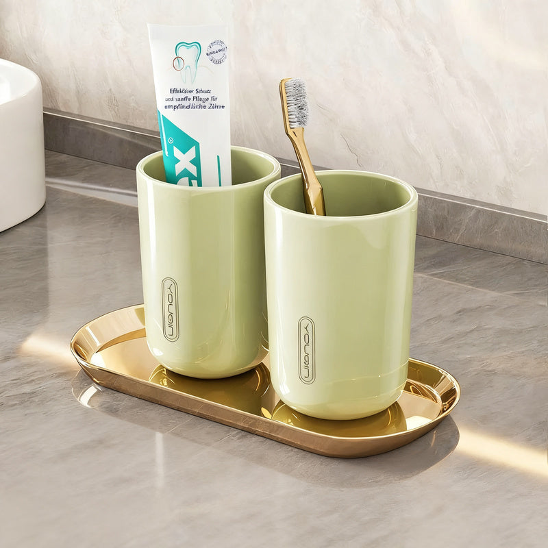 Portable Plastic Toothbrush Cup