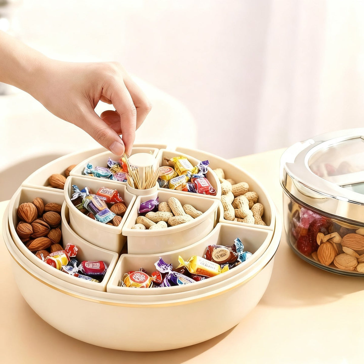 Rotatable 8-Compartment Sealed Nut Bowl