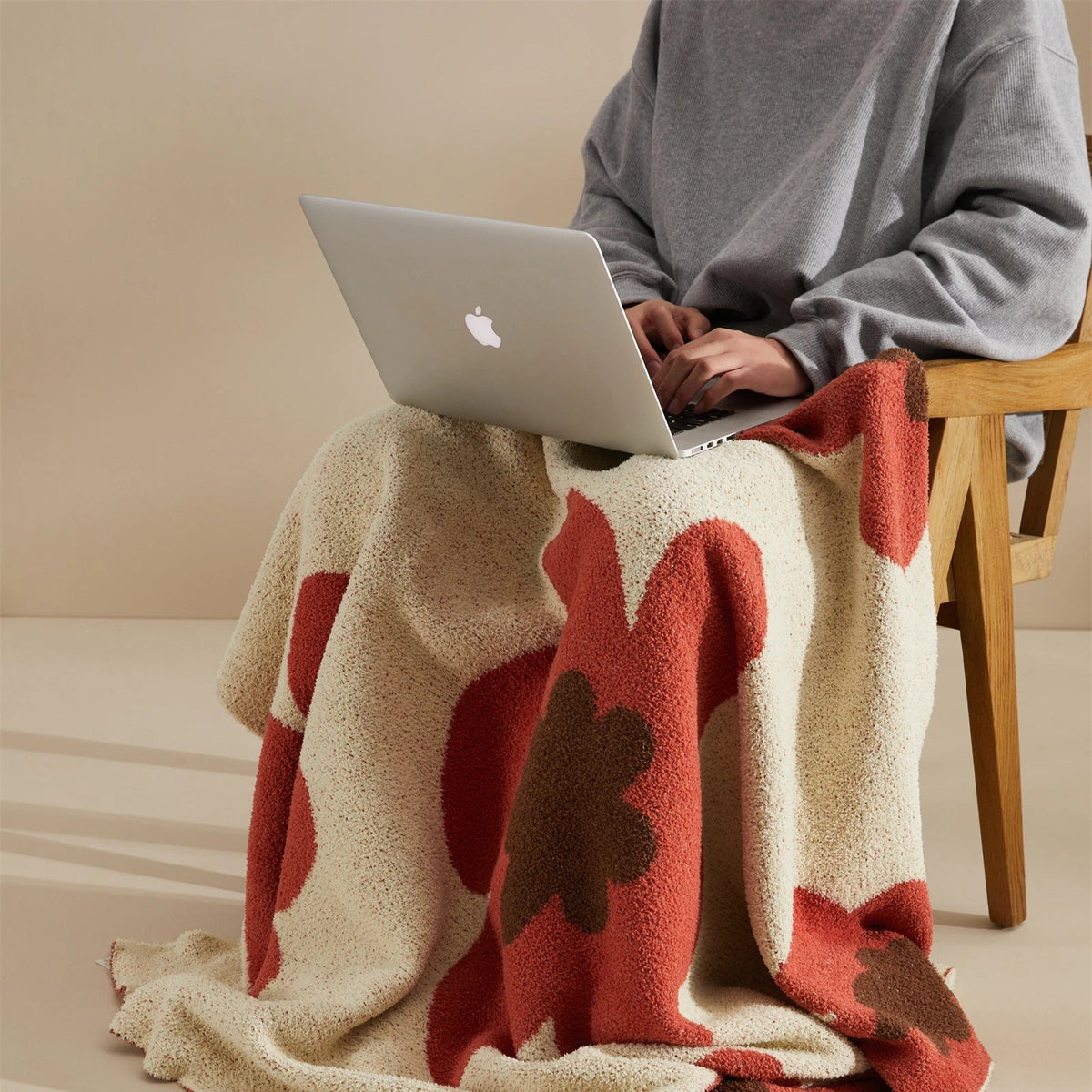 Floral Knitted Throw Blanket