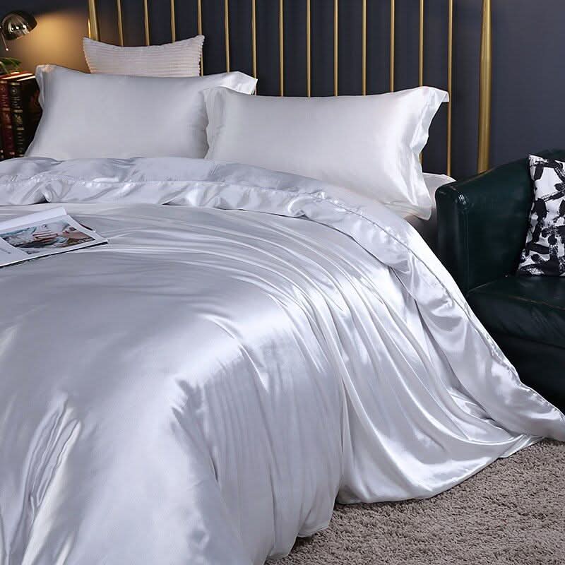Silk Satin 4-Piece Bedding Set