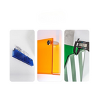 Wandregal aus klarem Acryl als Zeitschriftenhalter