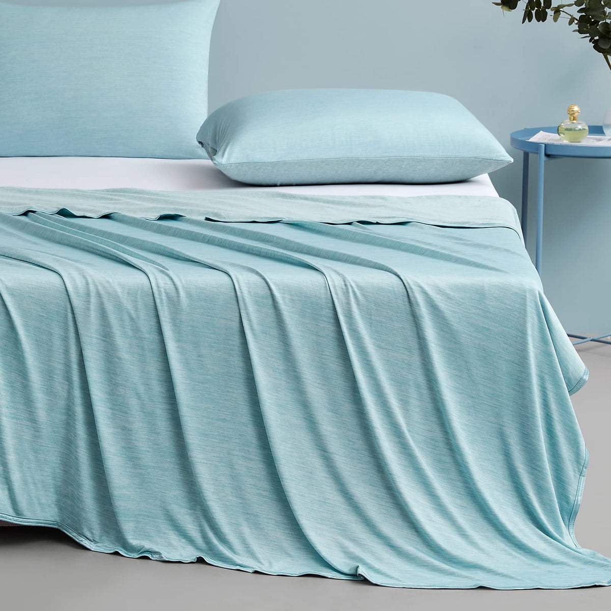 Green Cooling Blanket