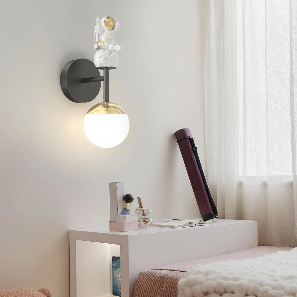 Cartoon Astronaut LED Wall Sconce – Creative 20W Resin Space Art Wall Light - 3-Color Dimming