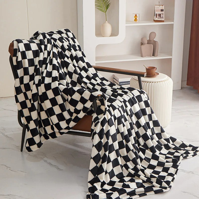 Tessellé Throw – Coral Velvet Blanket