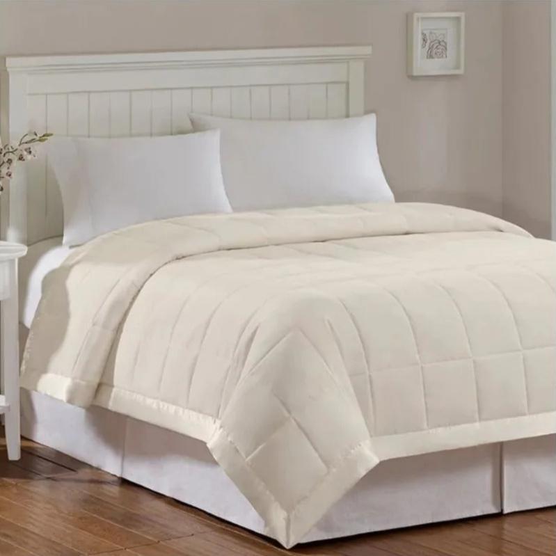 Satin Accent Bedspread