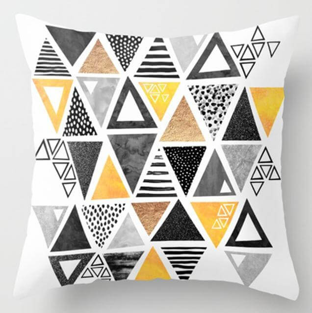 Irregular Triangle Pattern Pillow Case