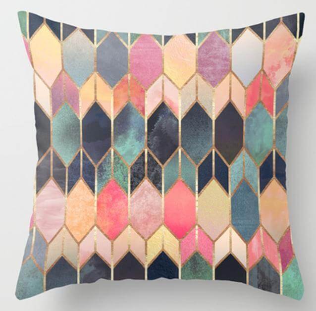 Irregular Triangle Pattern Pillow Case