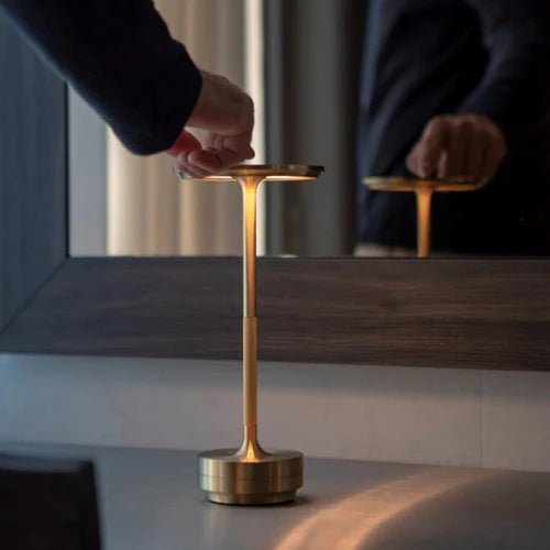 ECLARO – Wiederaufladbare Tischleuchte mit dimmbarem LED-Licht